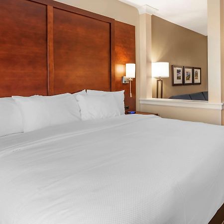 Comfort Inn & Suites Winchester Εξωτερικό φωτογραφία
