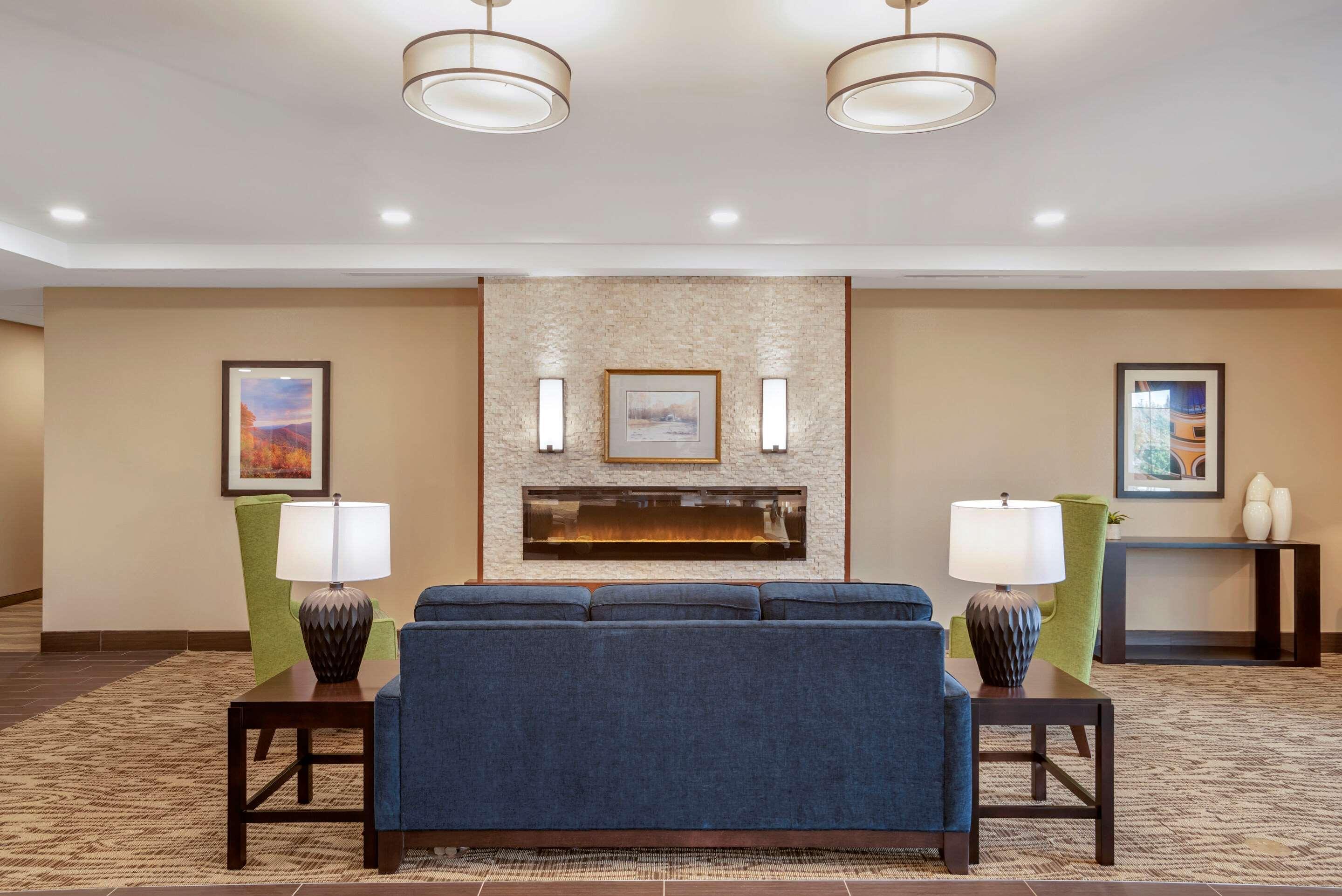 Comfort Inn & Suites Winchester Εξωτερικό φωτογραφία