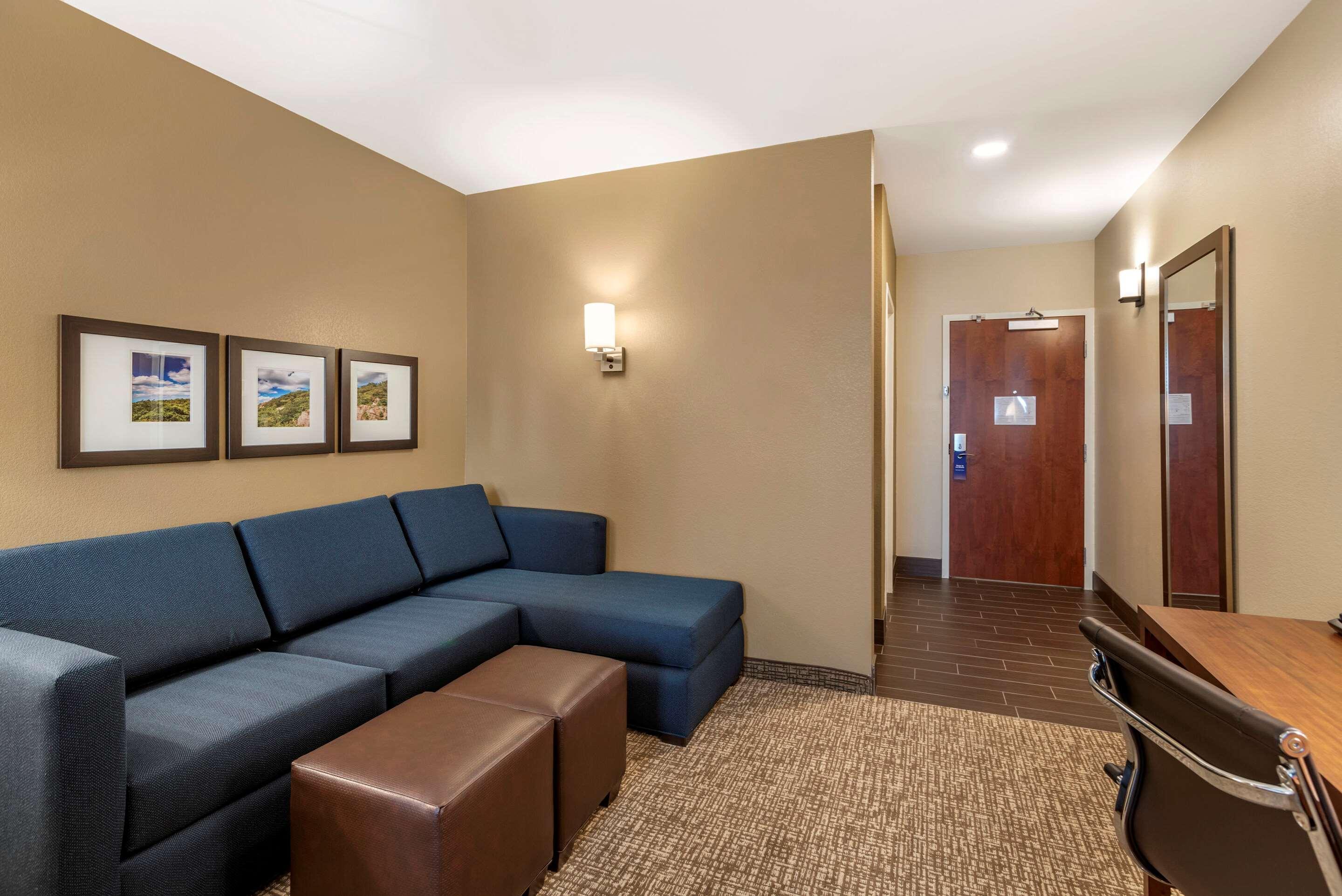 Comfort Inn & Suites Winchester Εξωτερικό φωτογραφία