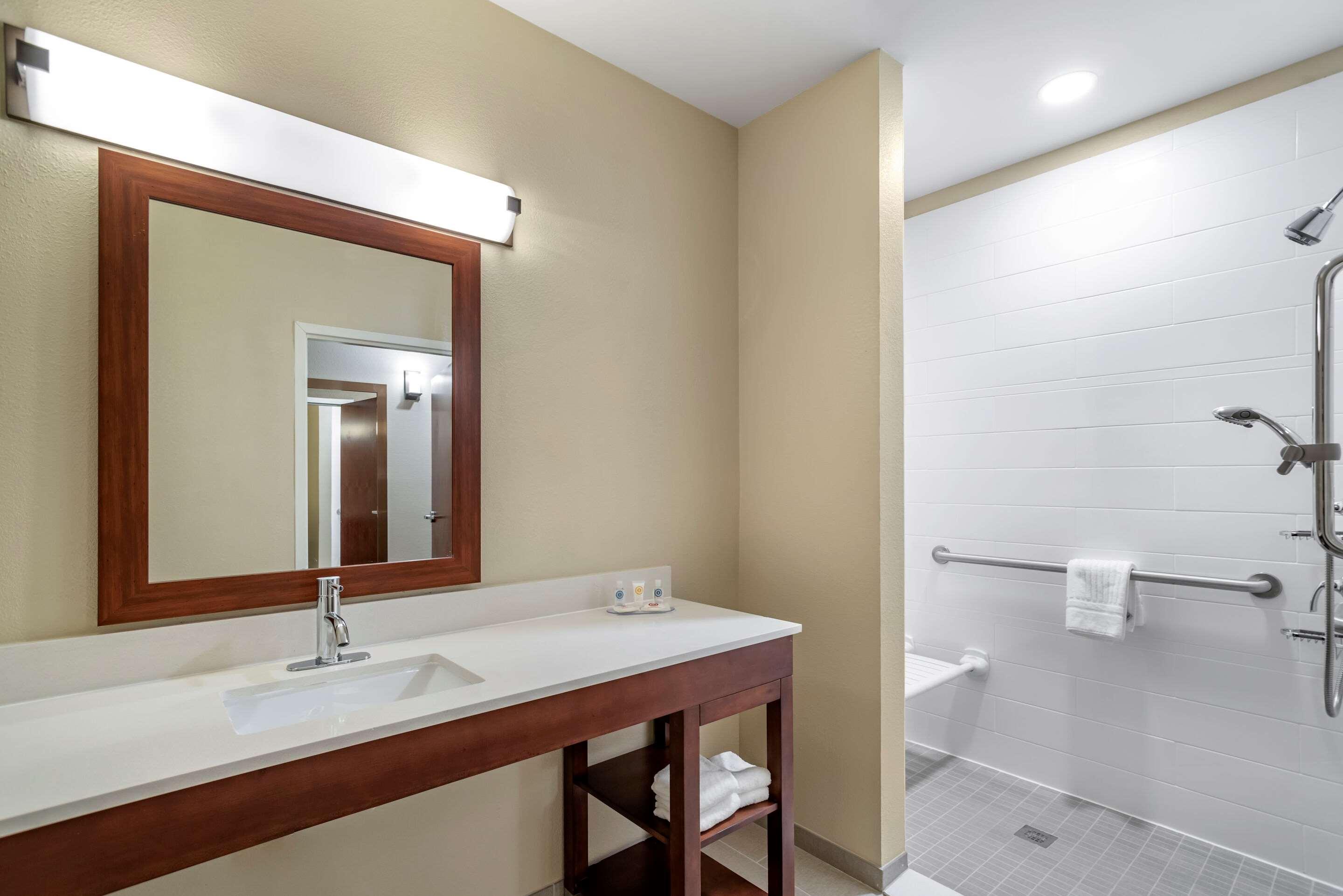 Comfort Inn & Suites Winchester Εξωτερικό φωτογραφία